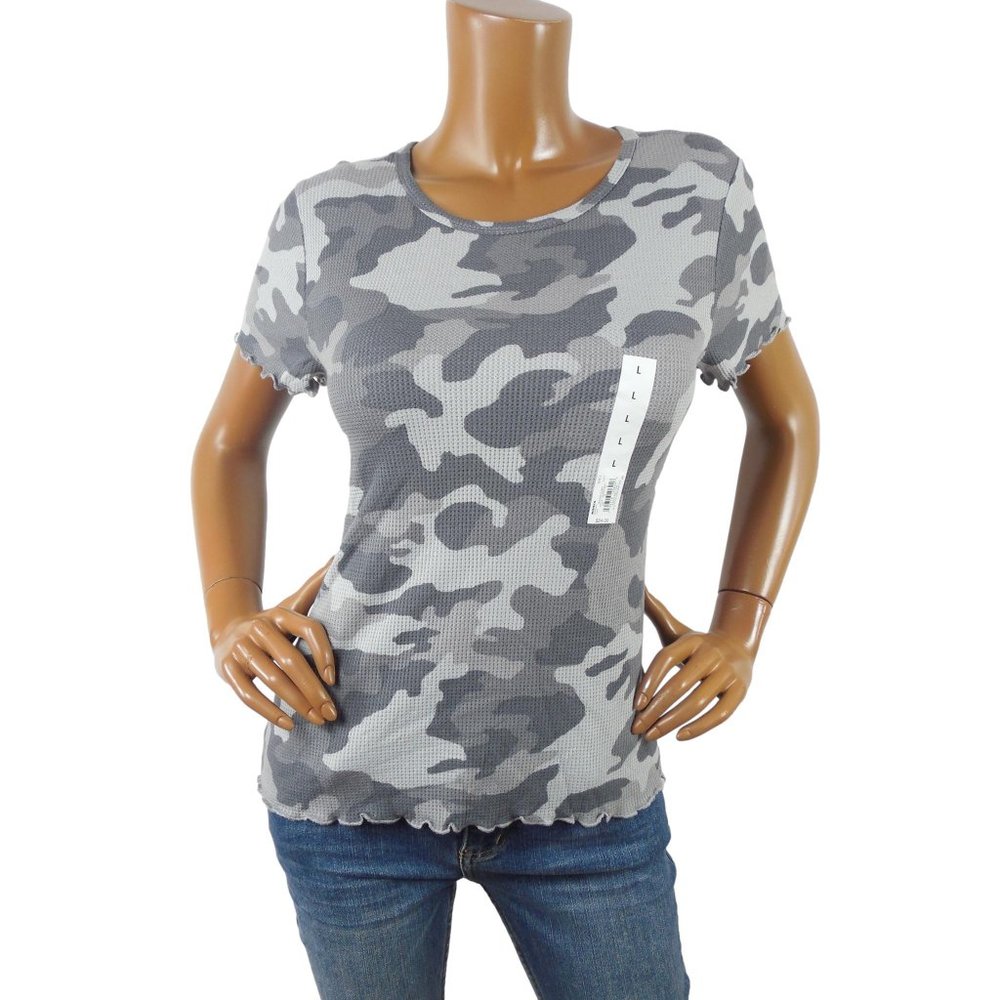 SO Top L New Shirt Gray Camouflage Stretch Casual Short Sleeves